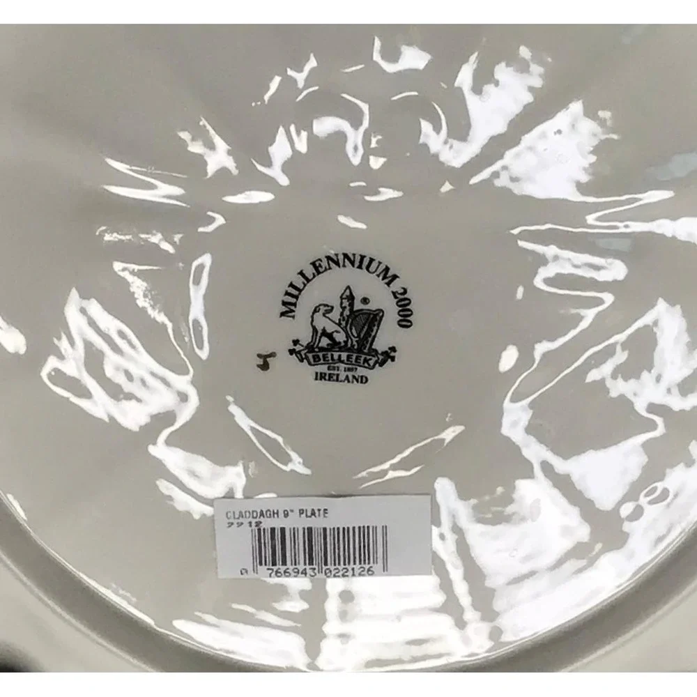 Belleek Irish Claddagh Decorative Plate 9